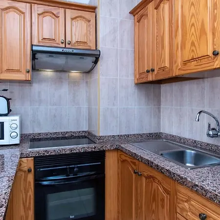 Floritas 22 - One Bed Ground Floor With Pool View * 플라야데라스아메리카스