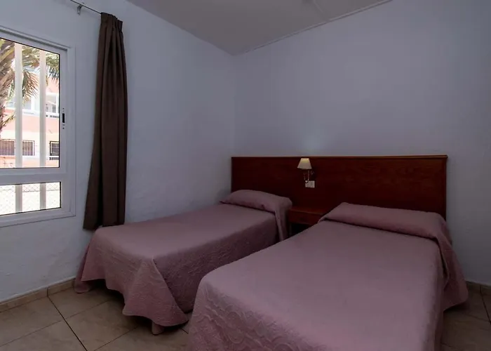 Apartament Floritas 22 - One Bed Ground Floor With Pool View Playa de las Americas (Tenerife)