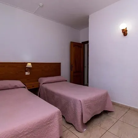 Floritas 22 - One Bed Ground Floor With Pool View Appartement